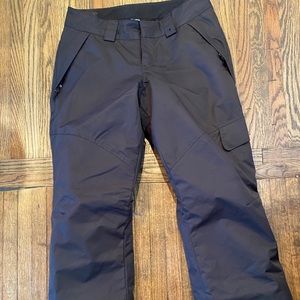 Black women’s ski pants